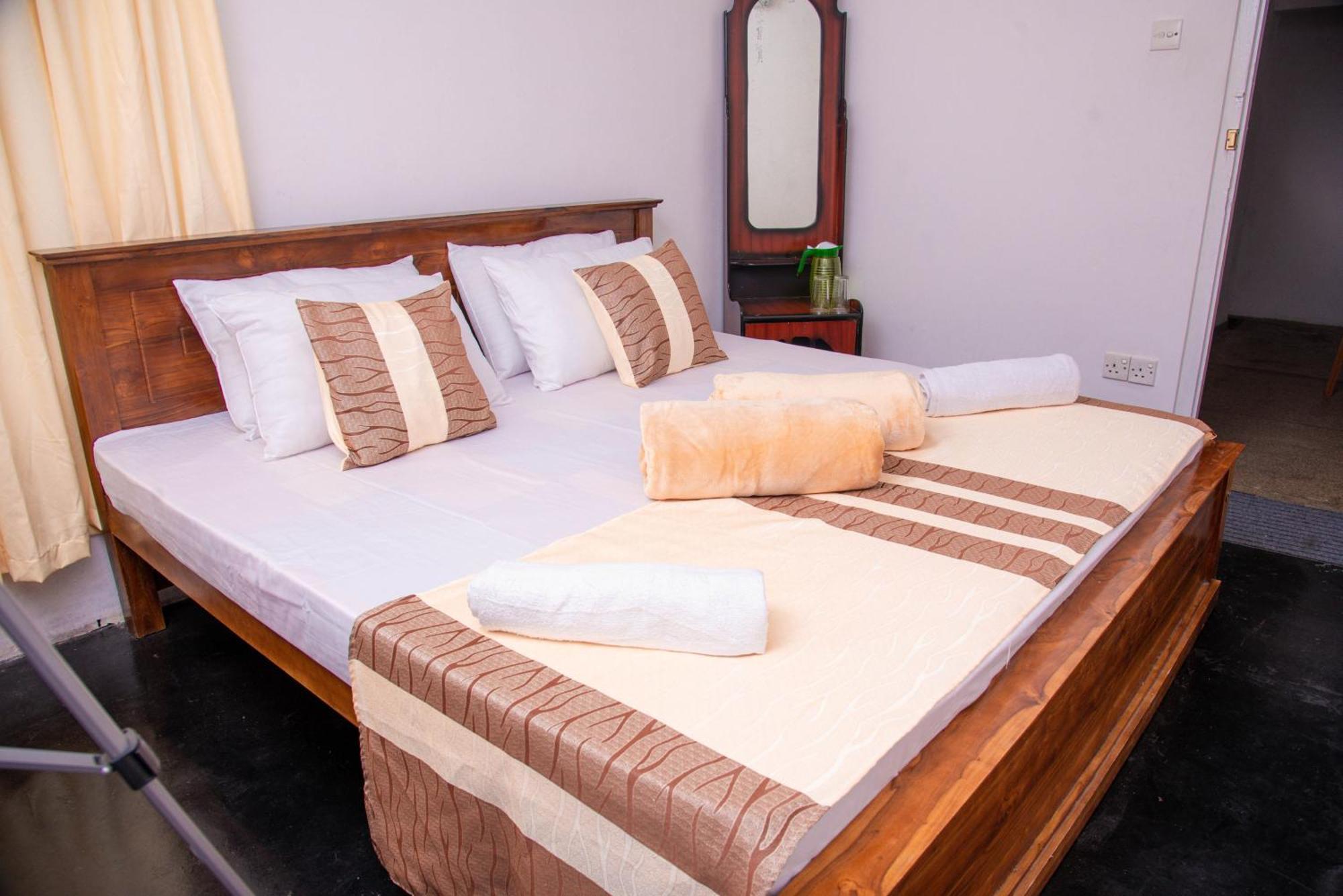 Rose Palace Nuwara Eliya Bagian luar foto